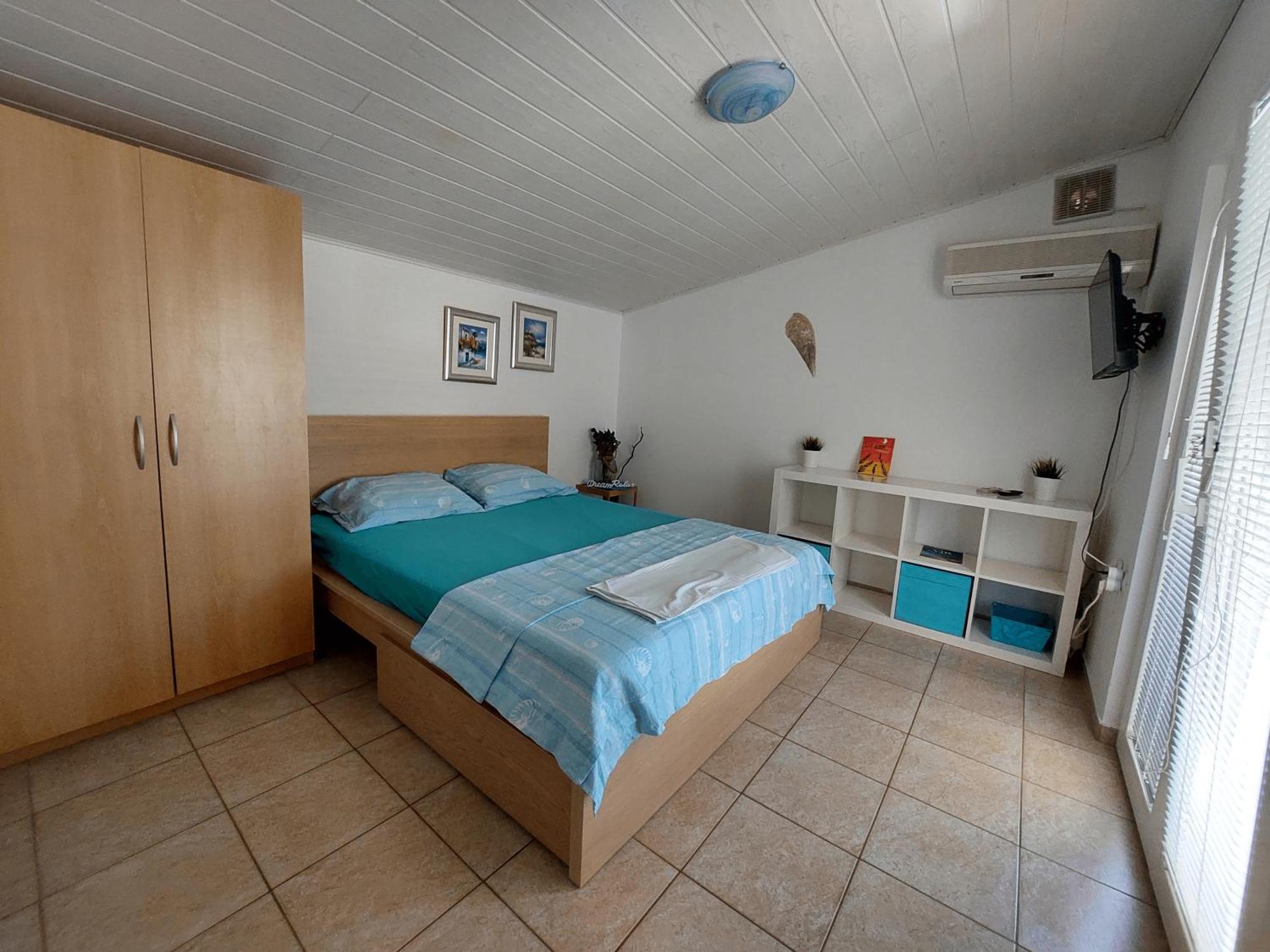 Apartment Delphin Vir Exterior photo